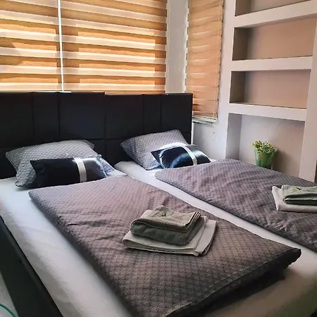 Apartment Arna *