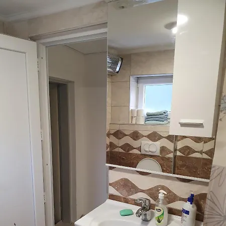 Arna Apartment