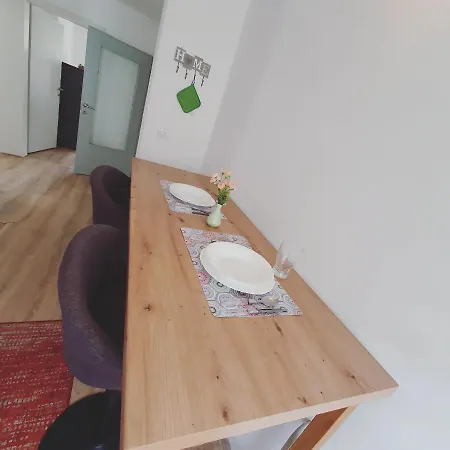 Arna Apartment *